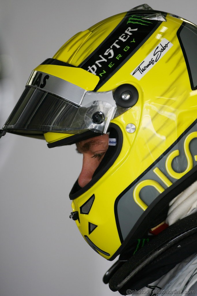 GP GIAPPONE, 07.10.2011- Prove Libere 1, Venerdi', Nico Rosberg (GER), Mercedes GP Petronas F1 Team, MGP W02