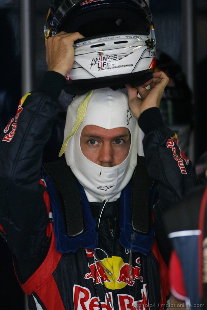 GP GIAPPONE, 07.10.2011- Prove Libere 1, Venerdi', Sebastian Vettel (GER), Red Bull Racing, RB7