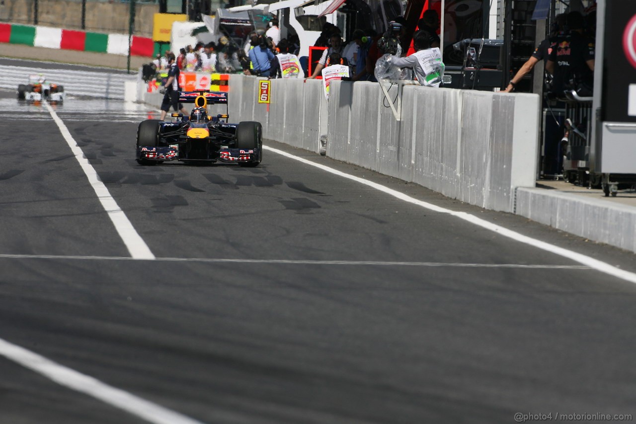GP GIAPPONE, 07.10.2011- Prove Libere 1, Venerdi', Sebastian Vettel (GER), Red Bull Racing, RB7 