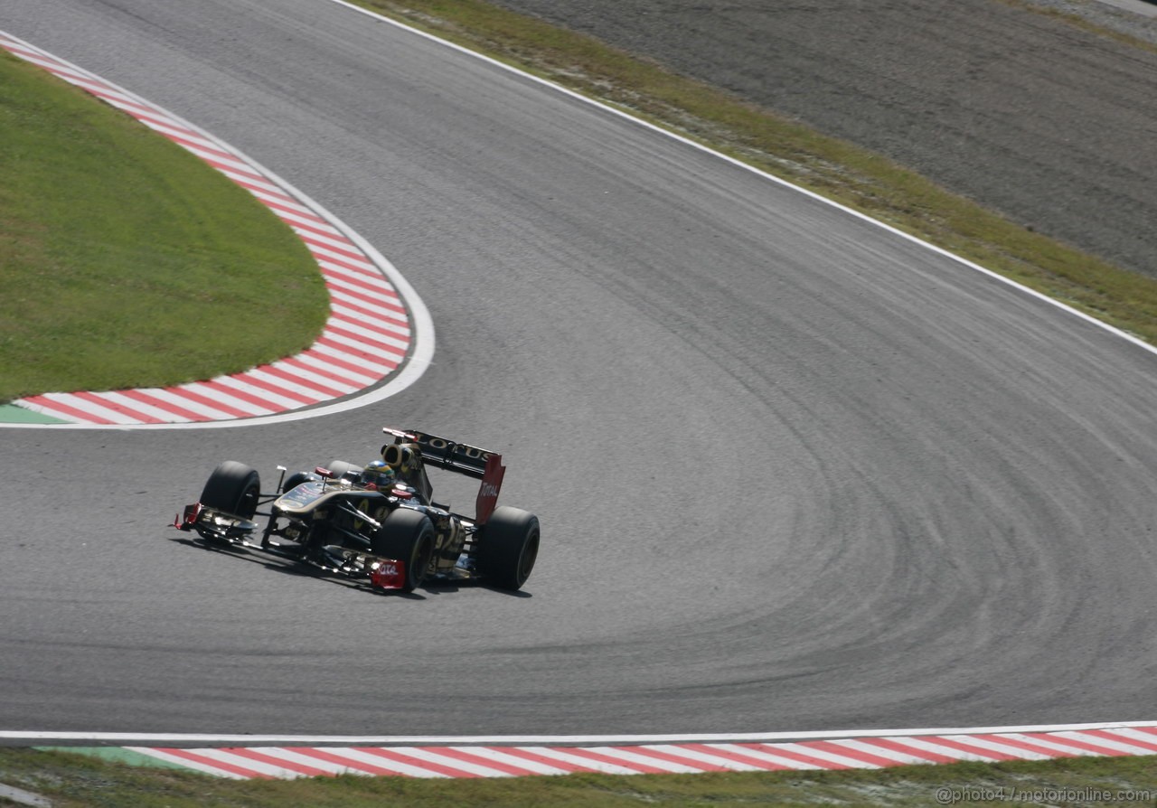GP GIAPPONE, 07.10.2011- Prove Libere 1, Venerdi', Bruno Senna (BRA), Lotus Renault GP R31 