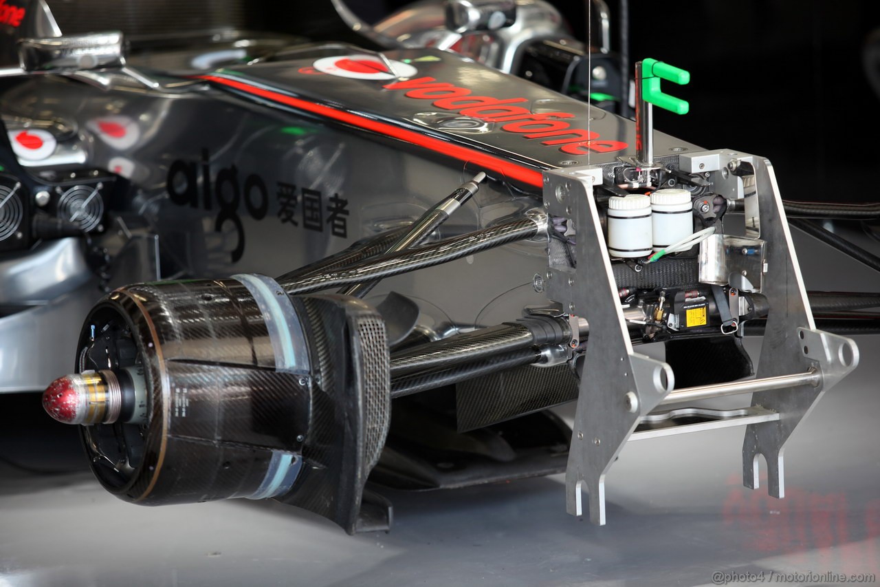 GP GIAPPONE, 07.10.2011- Prove Libere 1, Venerdi', McLaren  Mercedes, MP4-26 