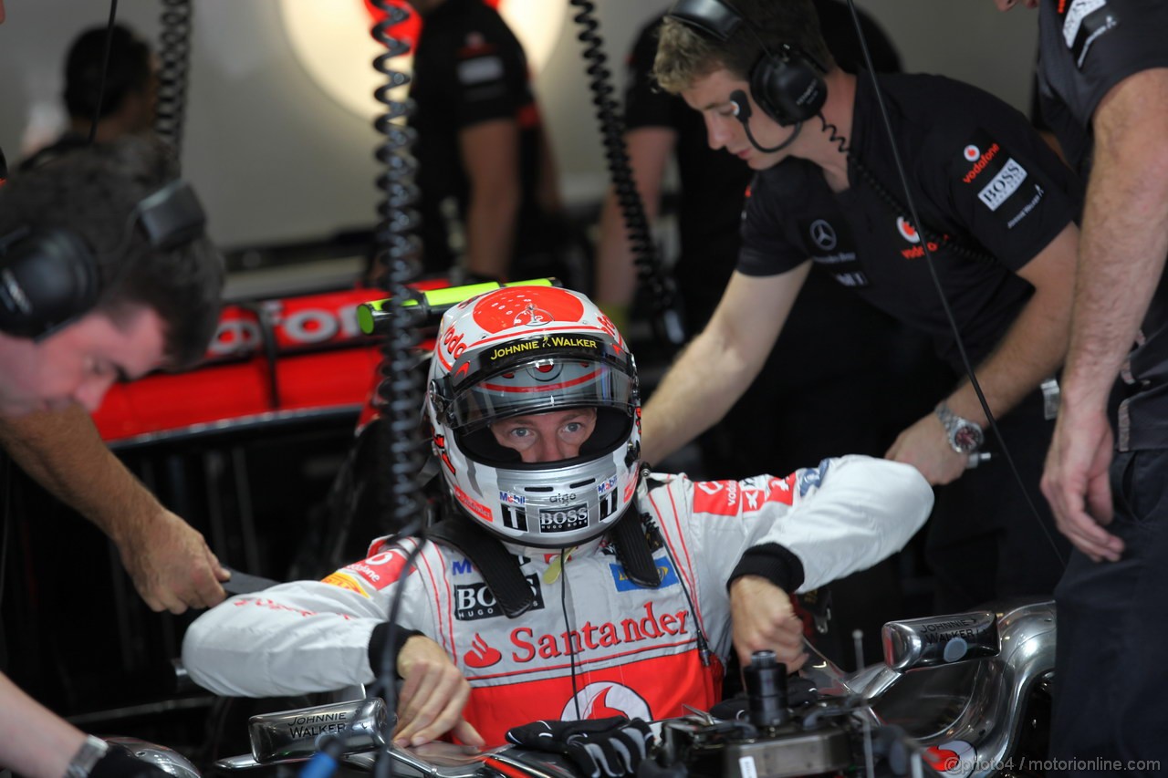 GP GIAPPONE, 07.10.2011- Prove Libere 1, Venerdi', Jenson Button (GBR), McLaren  Mercedes, MP4-26 