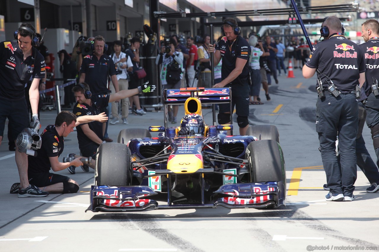 GP GIAPPONE, 07.10.2011- Prove Libere 1, Venerdi', Sebastian Vettel (GER), Red Bull Racing, RB7 