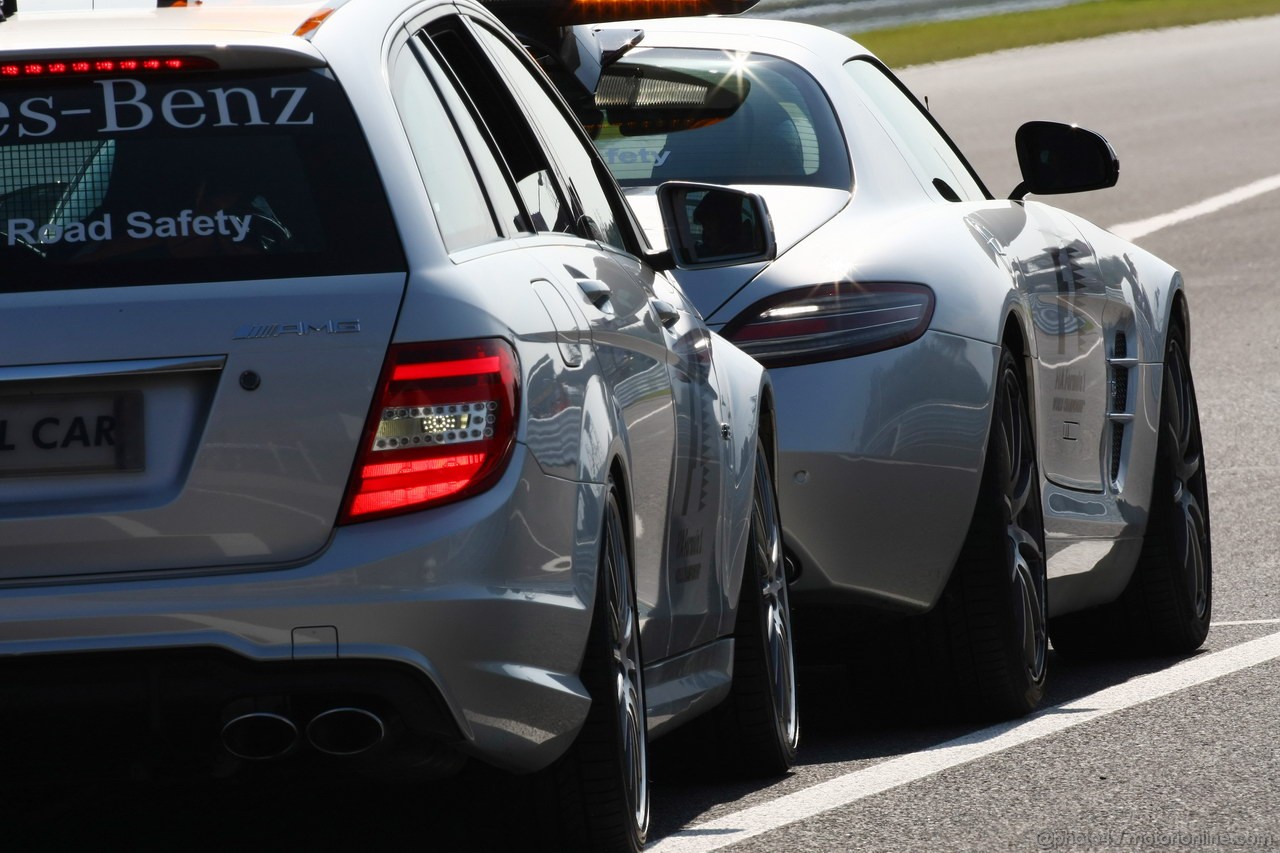 GP GIAPPONE, 07.10.2011- Prove Libere 1, Venerdi', Safety car 