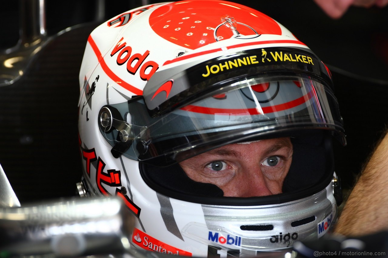 GP GIAPPONE, 07.10.2011- Prove Libere 1, Venerdi', Jenson Button (GBR), McLaren Mercedes, MP4-26