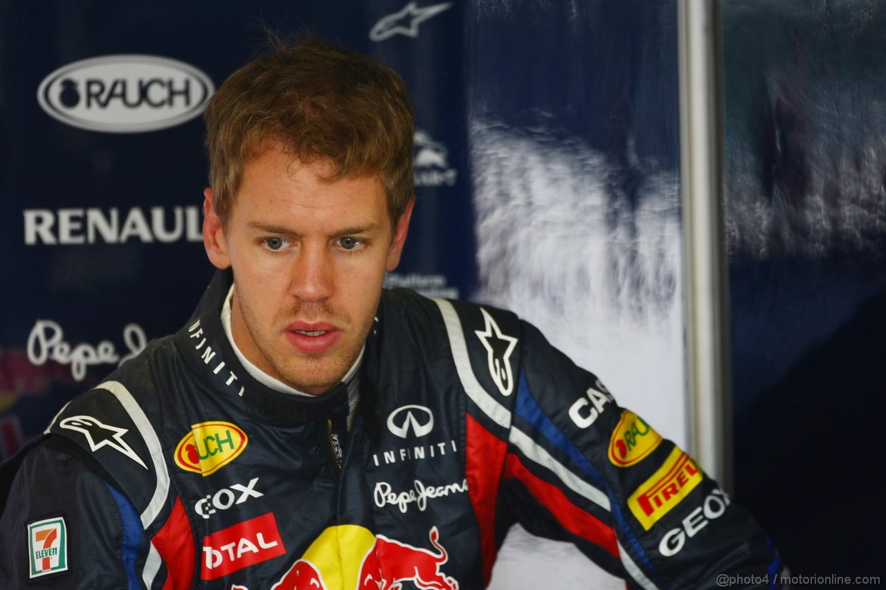 GP GIAPPONE, 07.10.2011- Prove Libere 1, Venerdi', Sebastian Vettel (GER), Red Bull Racing, RB7 