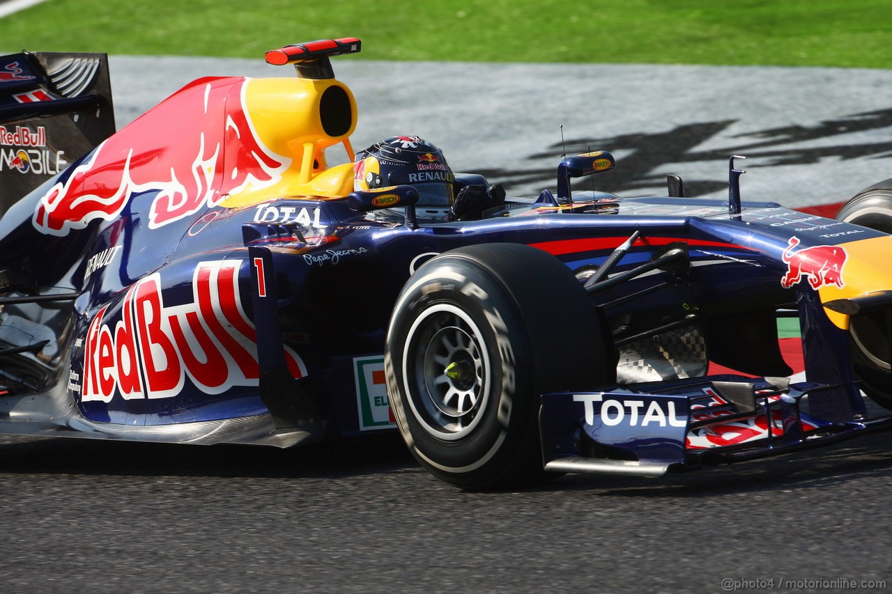 GP GIAPPONE, 07.10.2011- Prove Libere 2, Venerdi', Sebastian Vettel (GER), Red Bull Racing, RB7 