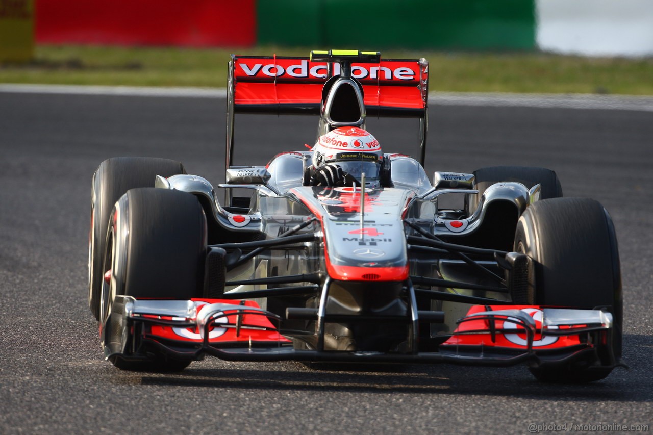 GP GIAPPONE, 07.10.2011- Prove Libere 2, Venerdi', Jenson Button (GBR), McLaren  Mercedes, MP4-26 
