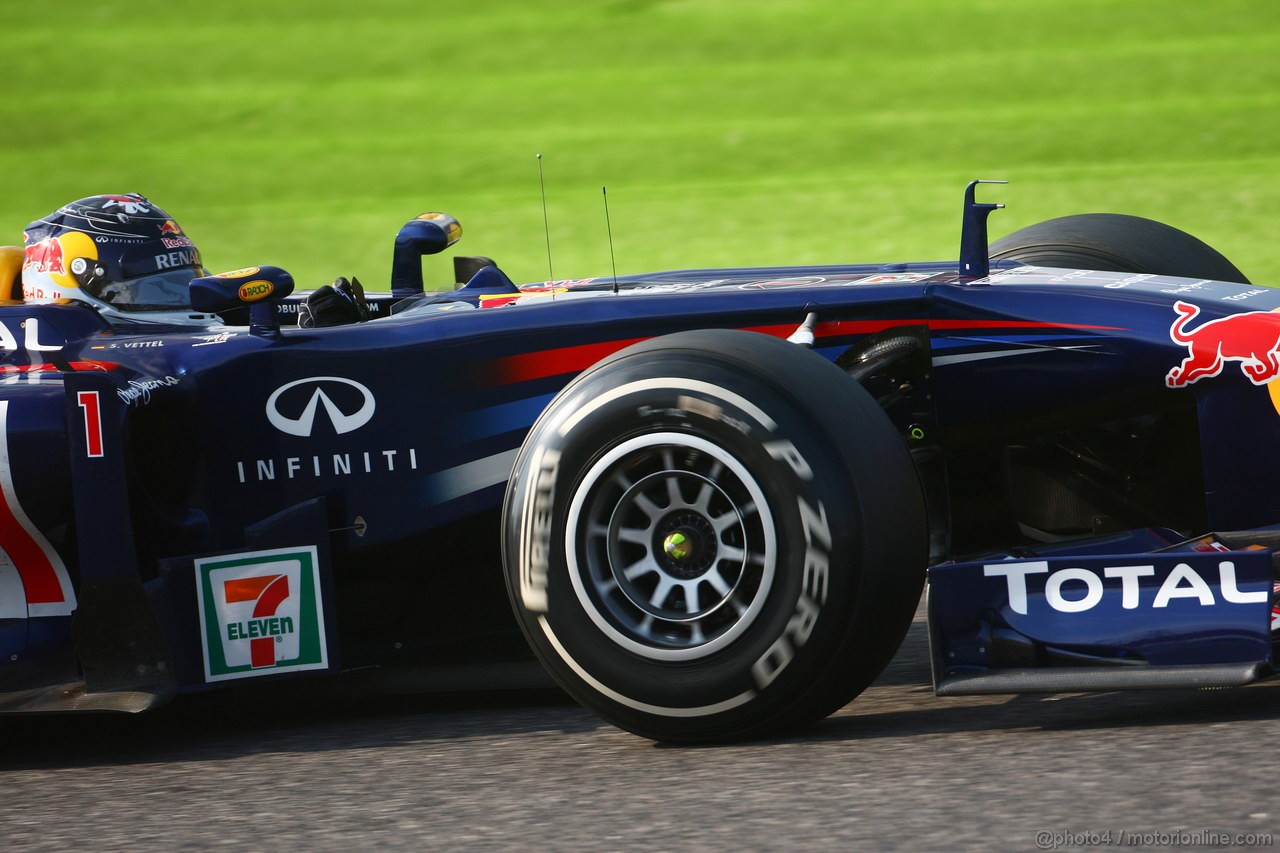 GP GIAPPONE, 07.10.2011- Prove Libere 2, Venerdi', Sebastian Vettel (GER), Red Bull Racing, RB7 