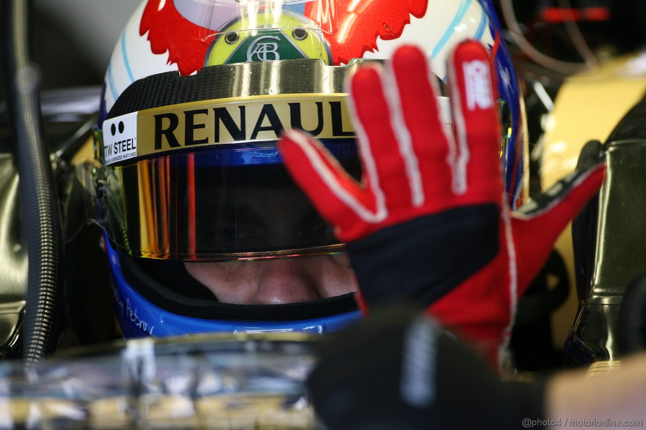 GP GIAPPONE, 07.10.2011- Prove Libere 2, Venerdi', Vitaly Petrov (RUS), Lotus Renault GP, R31 