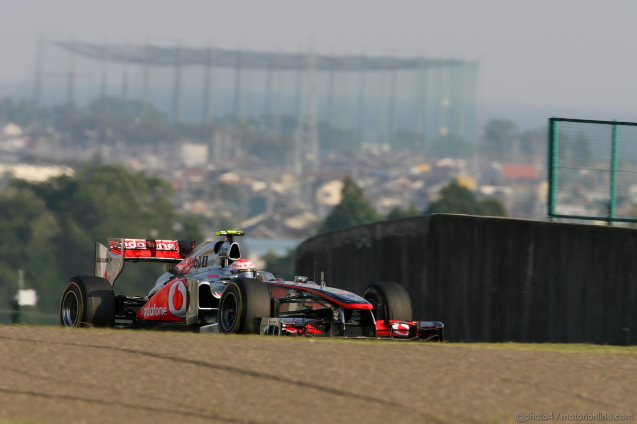 GP GIAPPONE, 07.10.2011- Prove Libere 2, Venerdi', Lewis Hamilton (GBR), McLaren  Mercedes, MP4-26 
