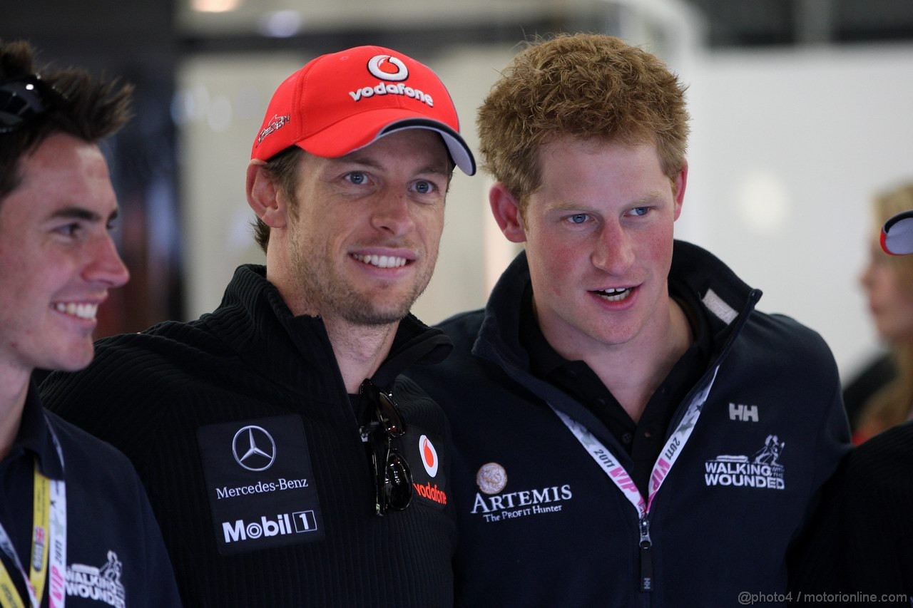 GP GRAN BRETAGNA, 10.07.2011- Prince Harry e Jenson Button (GBR), McLaren  Mercedes, MP4-26 