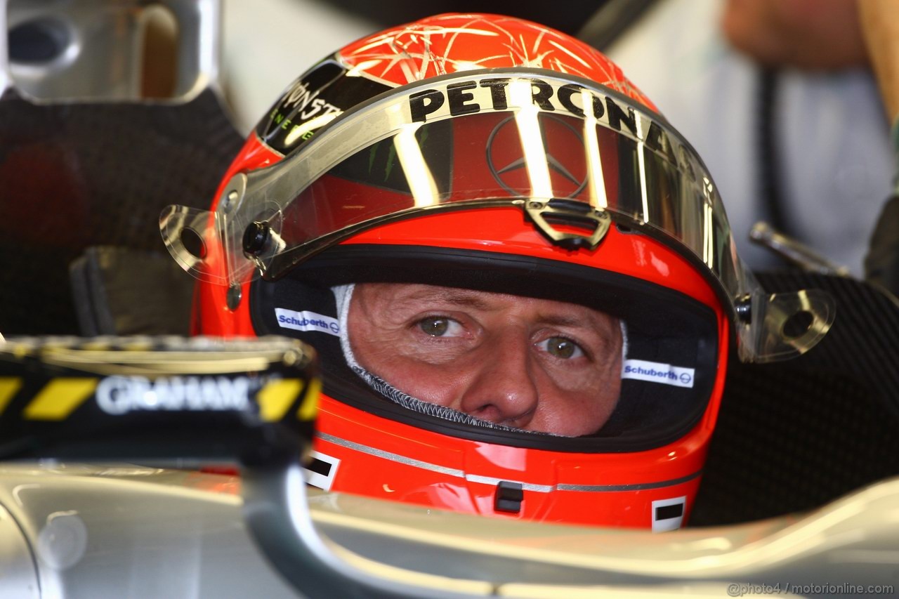 GP GRAN BRETAGNA, 09.07.2011- Prove Libere 3, Sabato, Michael Schumacher (GER), Mercedes GP Petronas F1 Team, MGP W02 
