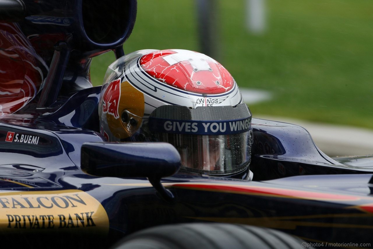 GP GRAN BRETAGNA, 08.07.2011- Prove Libere 1, Venerdi', Sébastien Buemi (SUI), Scuderia Toro Rosso, STR6 