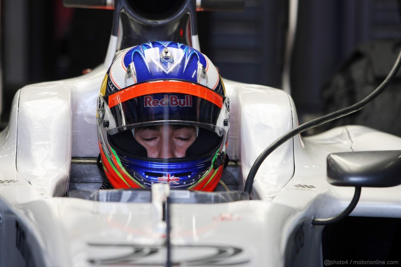 GP GRAN BRETAGNA, 08.07.2011- Prove Libere 1, Venerdi', Daniel Ricciardo (AUS), Hispania Racing F1 Team, HRT  