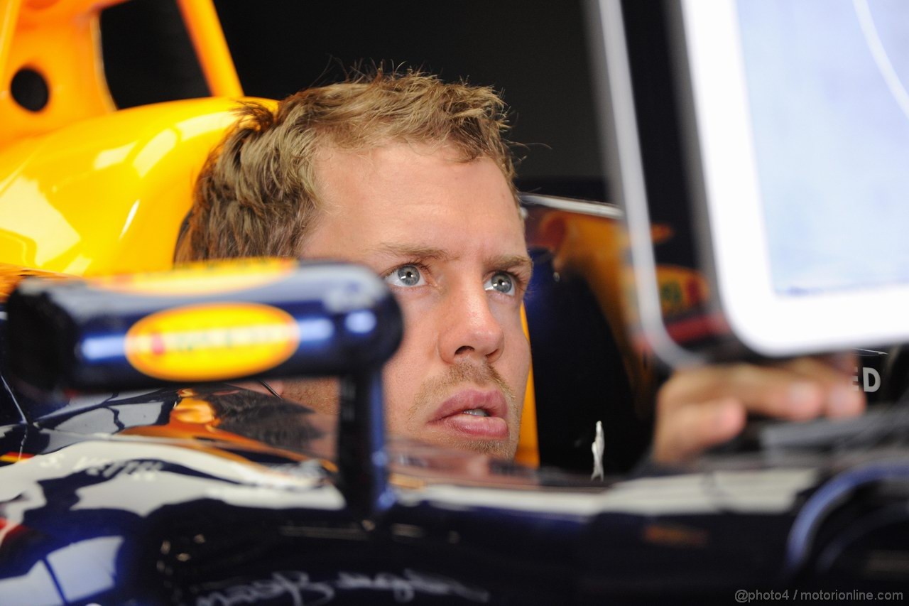 GP GRAN BRETAGNA, 08.07.2011- Prove Libere 2, Venerdi', Sebastian Vettel (GER), Red Bull Racing, RB7 