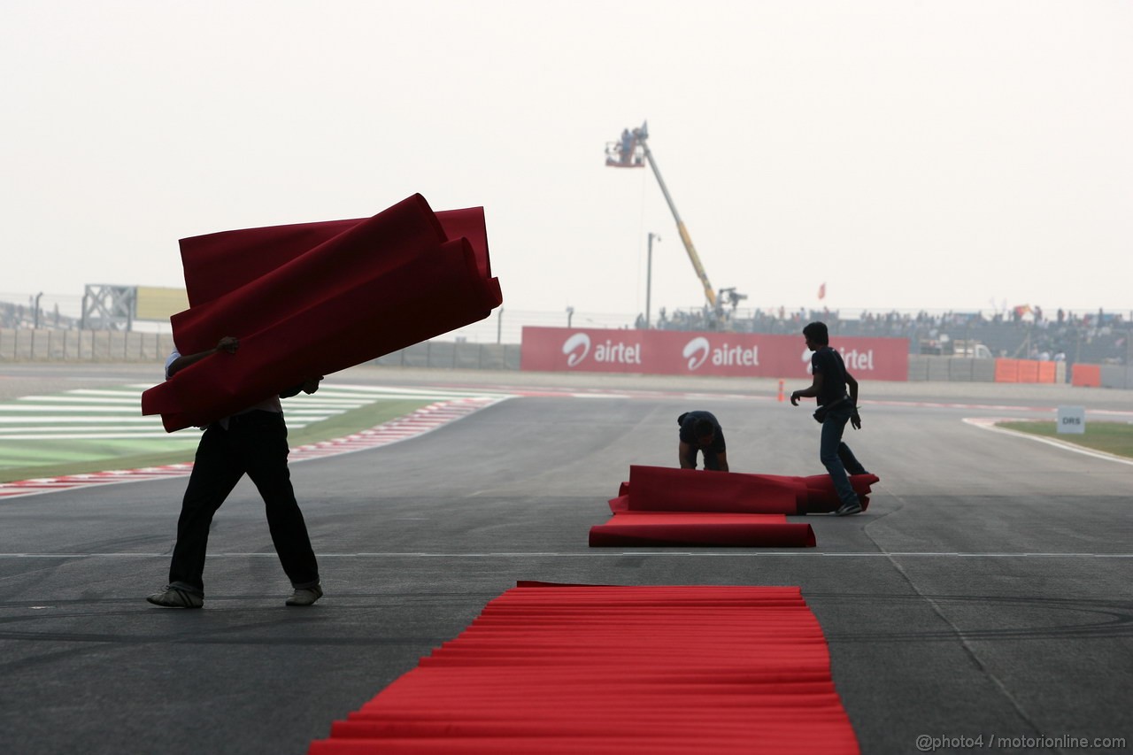 GP INDIA, Colour