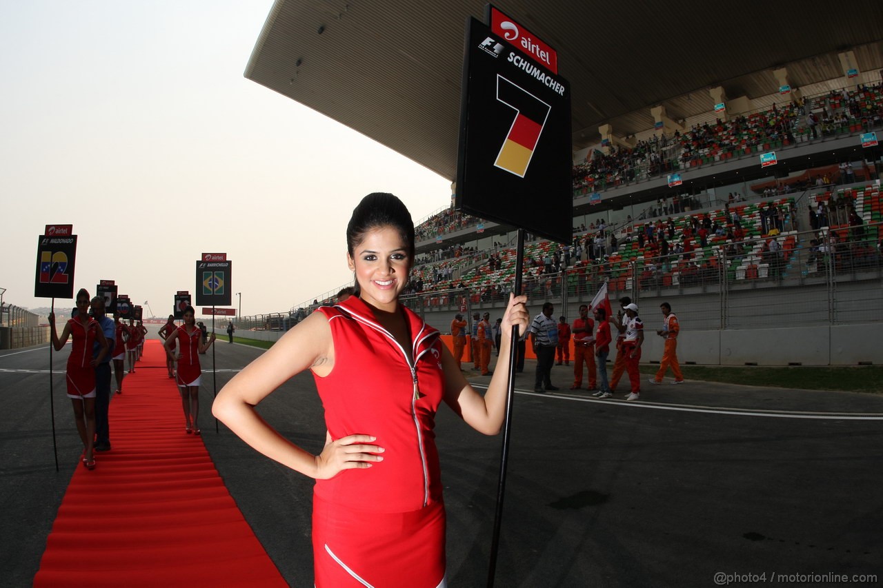 GP INDIA, Ragazzas
