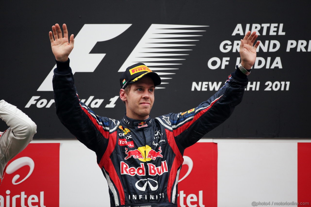 GP INDIA, Podium – 1st Sebastian Vettel (GER), Red Bull Racing, 2nd Jenson Button (GBR), McLaren Mercedes, 3rd Fernando Alonso (ESP), Ferrari & Adrian Newey (GBR), Red Bull Racing, Technical Operations Director