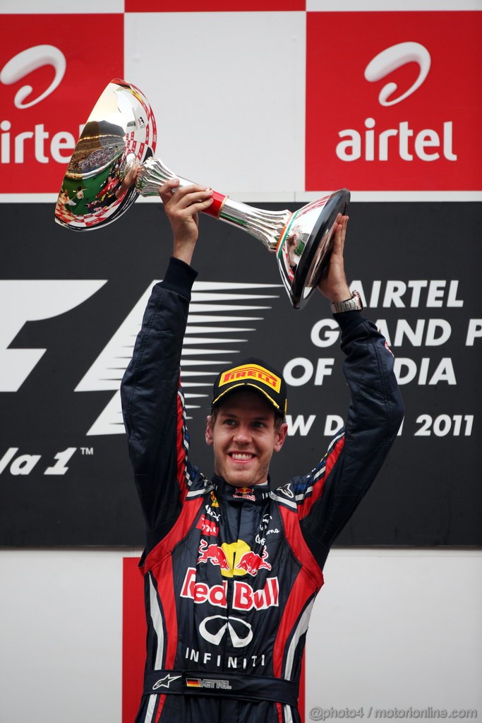 GP INDIA, Podium � 1st Sebastian Vettel (GER), Red Bull Racing, 2nd Jenson Button (GBR), McLaren Mercedes, 3rd Fernando Alonso (ESP), Ferrari & Adrian Newey (GBR), Red Bull Racing, Technical Operations Director