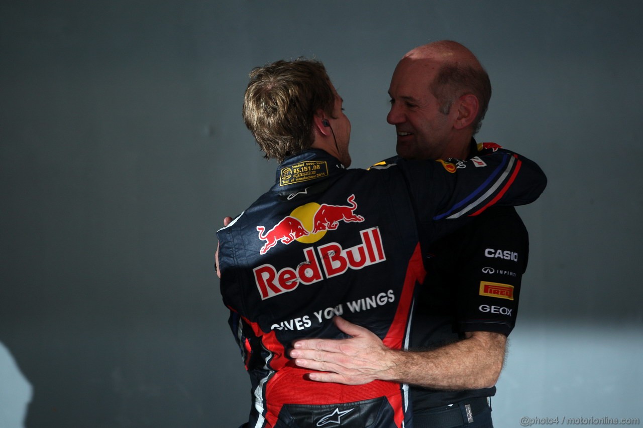 GP INDIA, Podium � 1st Sebastian Vettel (GER), Red Bull Racing, 2nd Jenson Button (GBR), McLaren Mercedes, 3rd Fernando Alonso (ESP), Ferrari & Adrian Newey (GBR), Red Bull Racing, Technical Operations