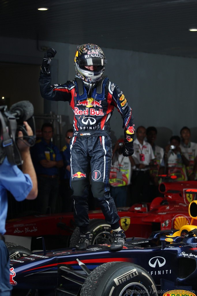 GP INDIA, Podium � 1st Sebastian Vettel (GER), Red Bull Racing, 2nd Jenson Button (GBR), McLaren Mercedes, 3rd Fernando Alonso (ESP), Ferrari & Adrian Newey (GBR), Red Bull Racing, Technical Operations