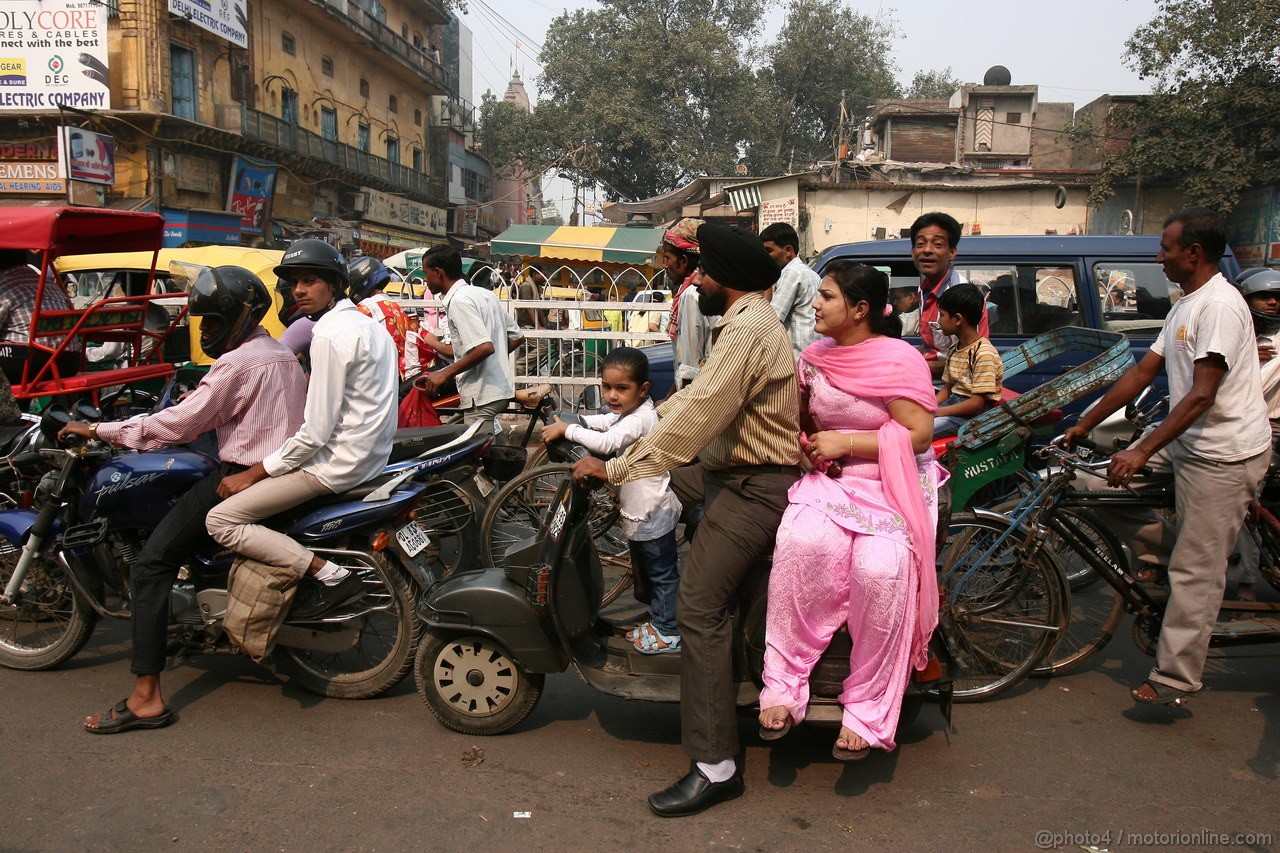 GP INDIA, Colour
