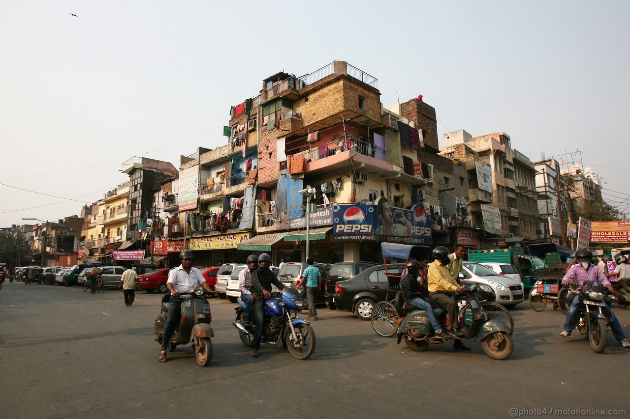 GP INDIA, Colour
