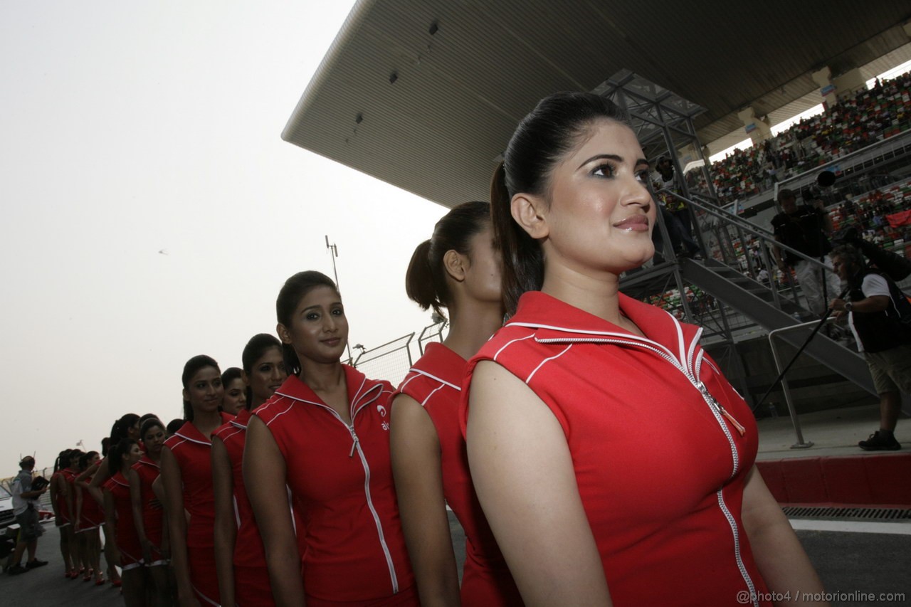 GP INDIA, Ragazzas