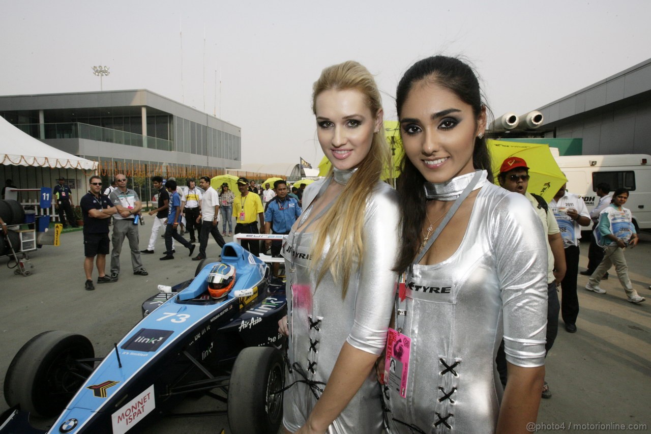 GP INDIA, Ragazzas
