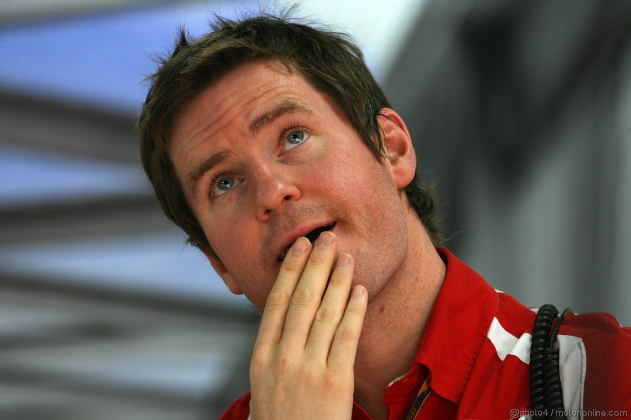 GP INDIA, Rob Smedly, (GBR), Ferrari, Chief Engineer of Felipe Massa (BRA) 