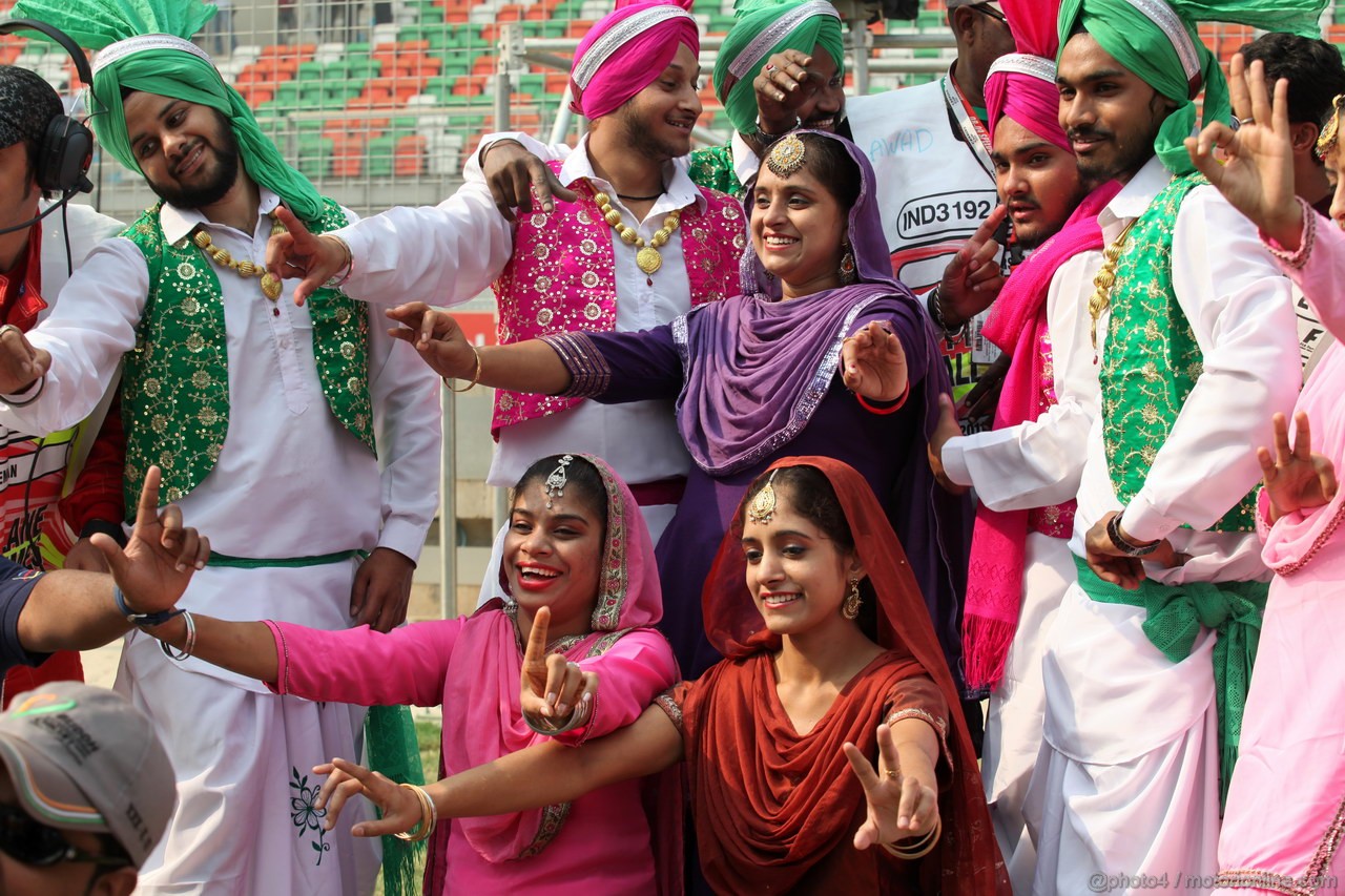 GP INDIA, Colour
