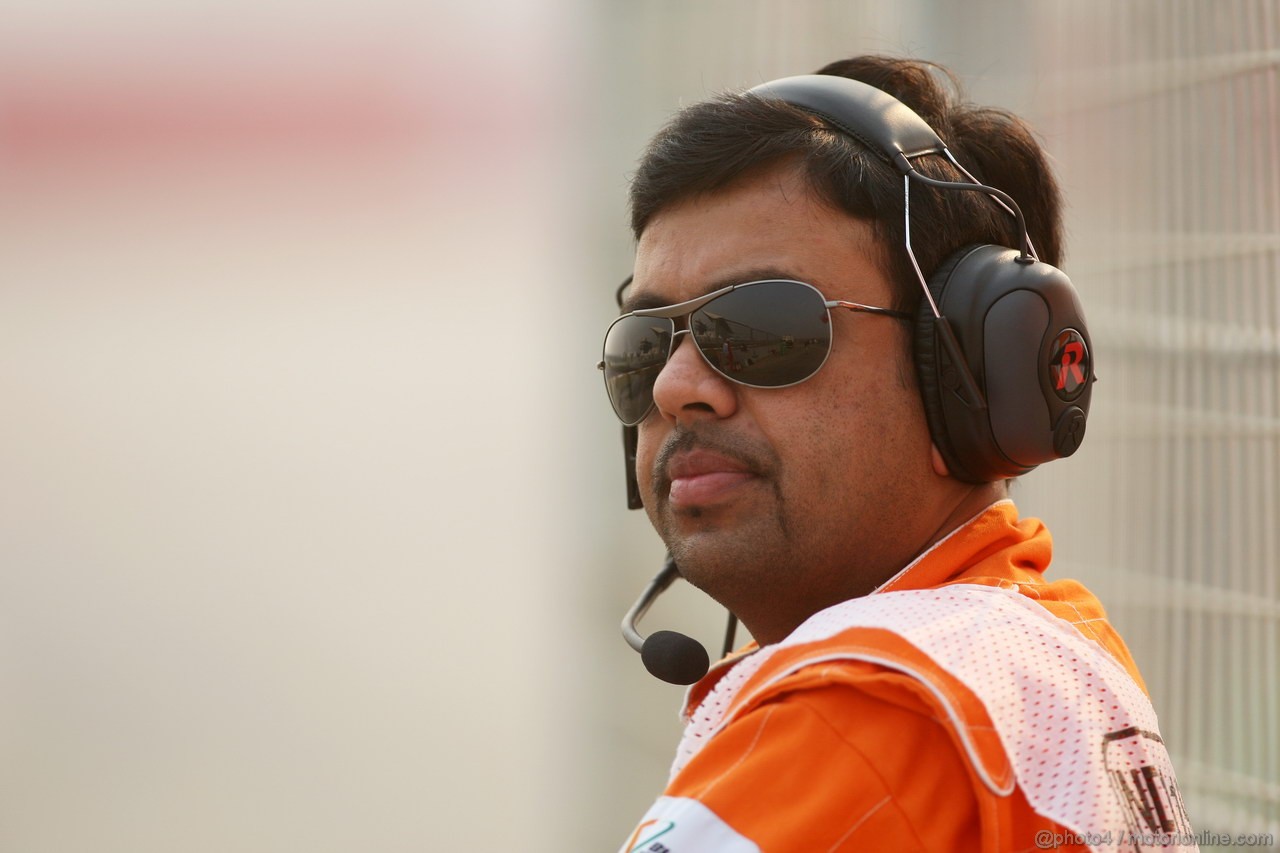GP INDIA, Colour