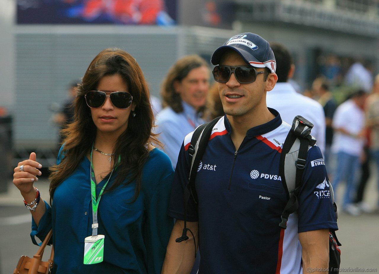 GP ITALIA, 11.09.2011- Pastor Maldonado (VEN), Williams FW33 e Domenica