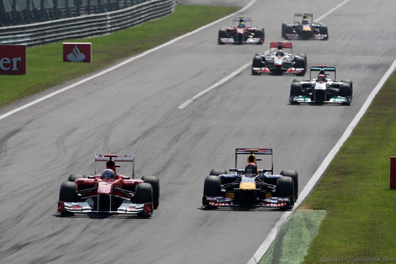 GP ITALIA, 11.09.2011- Gara, Fernando Alonso (ESP), Ferrari, F-150 Italia e Sebastian Vettel (GER), Red Bull Racing, RB7 