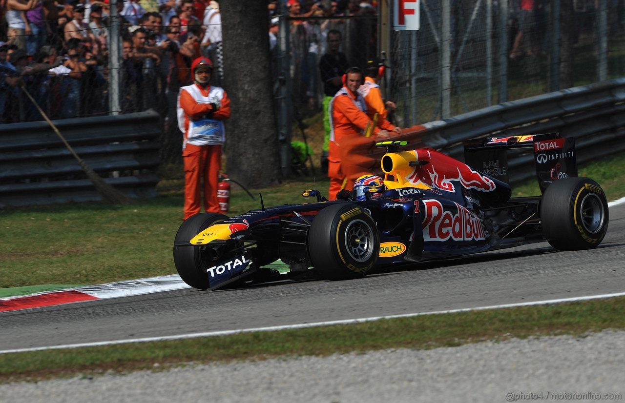 GP ITALIA, 11.09.2011- Gara, Crash, Mark Webber (AUS), Red Bull Racing, RB7 