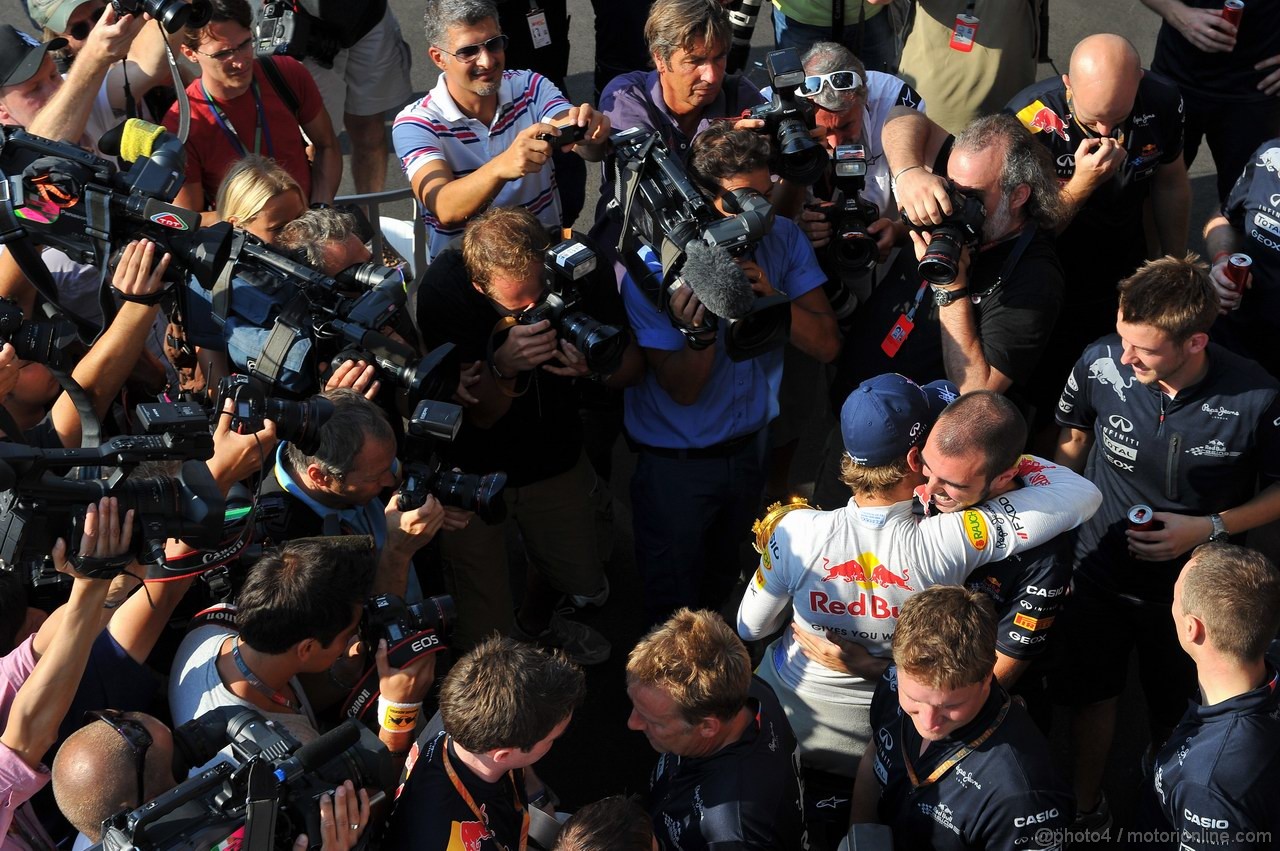 GP ITALIA, 11.09.2011- Gara, Festeggiamenti, Sebastian Vettel (GER), Red Bull Racing, RB7 vincitore 