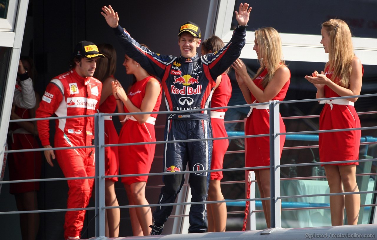 GP ITALIA, 11.09.2011- Gara, Sebastian Vettel (GER), Red Bull Racing, RB7 vincitore anf Fernando Alonso (ESP), Ferrari, F-150 Italia terzo 