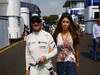 GP ITALIA, 11.09.2011- Rubens Barrichello (BRA), Williams FW33 e sua moglie Silvana