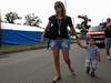 GP ITALIA, 08.09.2011- Raffaela Bassi (BRA), wife of Felipe Massa (BRA) e them son Felipe