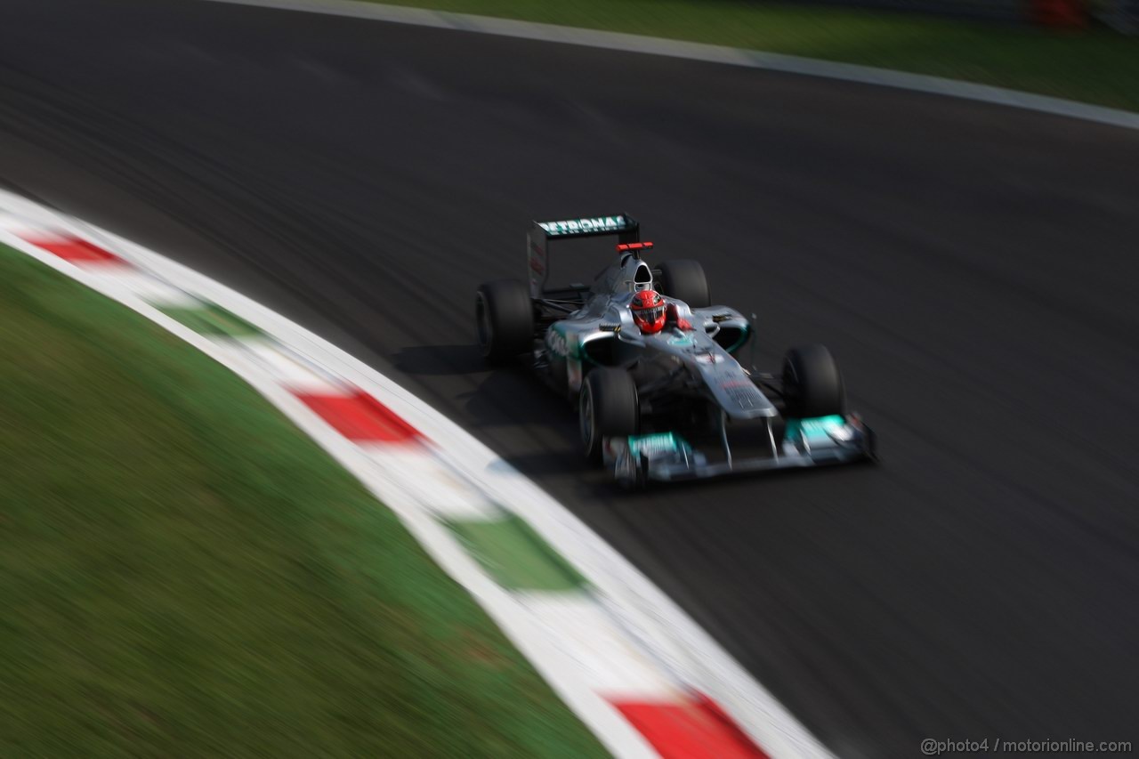 GP ITALIA, 10.09.2011- Prove Libere 3, Sabato, Michael Schumacher (GER), Mercedes GP Petronas F1 Team, MGP W02