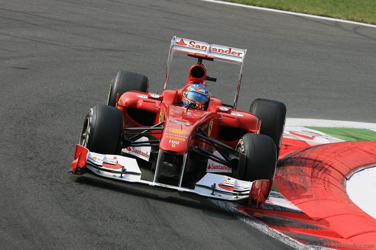 GP ITALIA, 10.09.2011- Prove Libere 3, Sabato, Michael Schumacher (GER), Mercedes GP Petronas F1 Team, MGP W02 