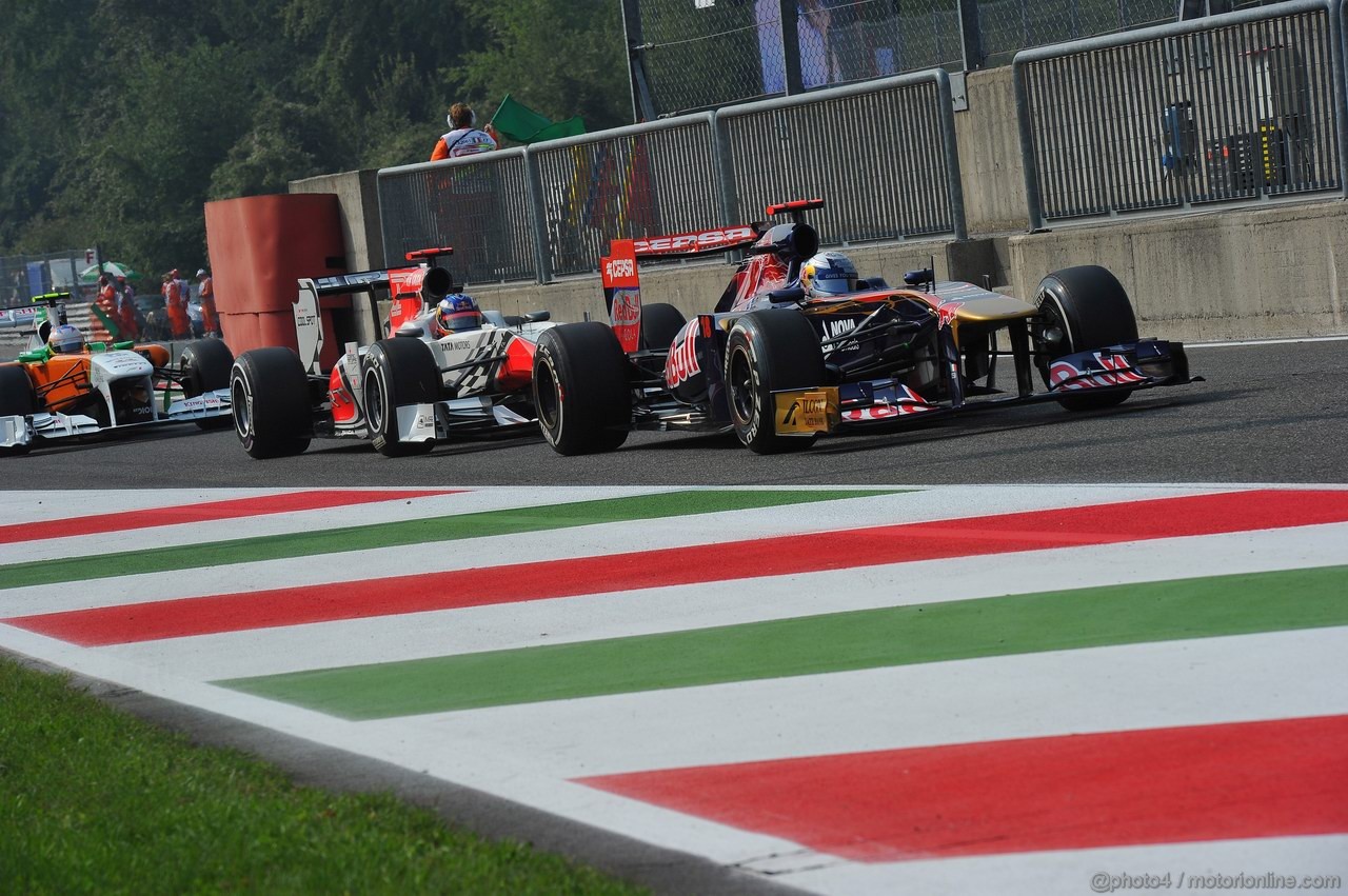GP ITALIA, 10.09.2011- Prove Libere 3, Sabato, Sébastien Buemi (SUI), Scuderia Toro Rosso, STR6 e Daniel Ricciardo (AUS), HRT Formula One Team 