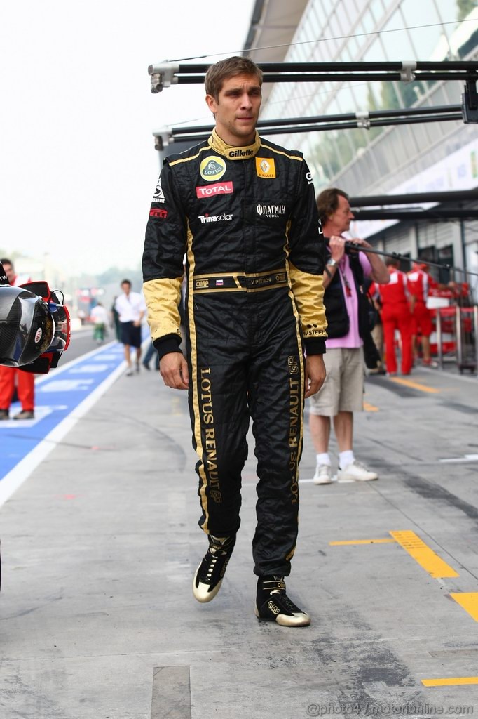 GP ITALIA, 10.09.2011- Prove Libere 3, Sabato, Vitaly Petrov (RUS), Lotus Renault GP, R31