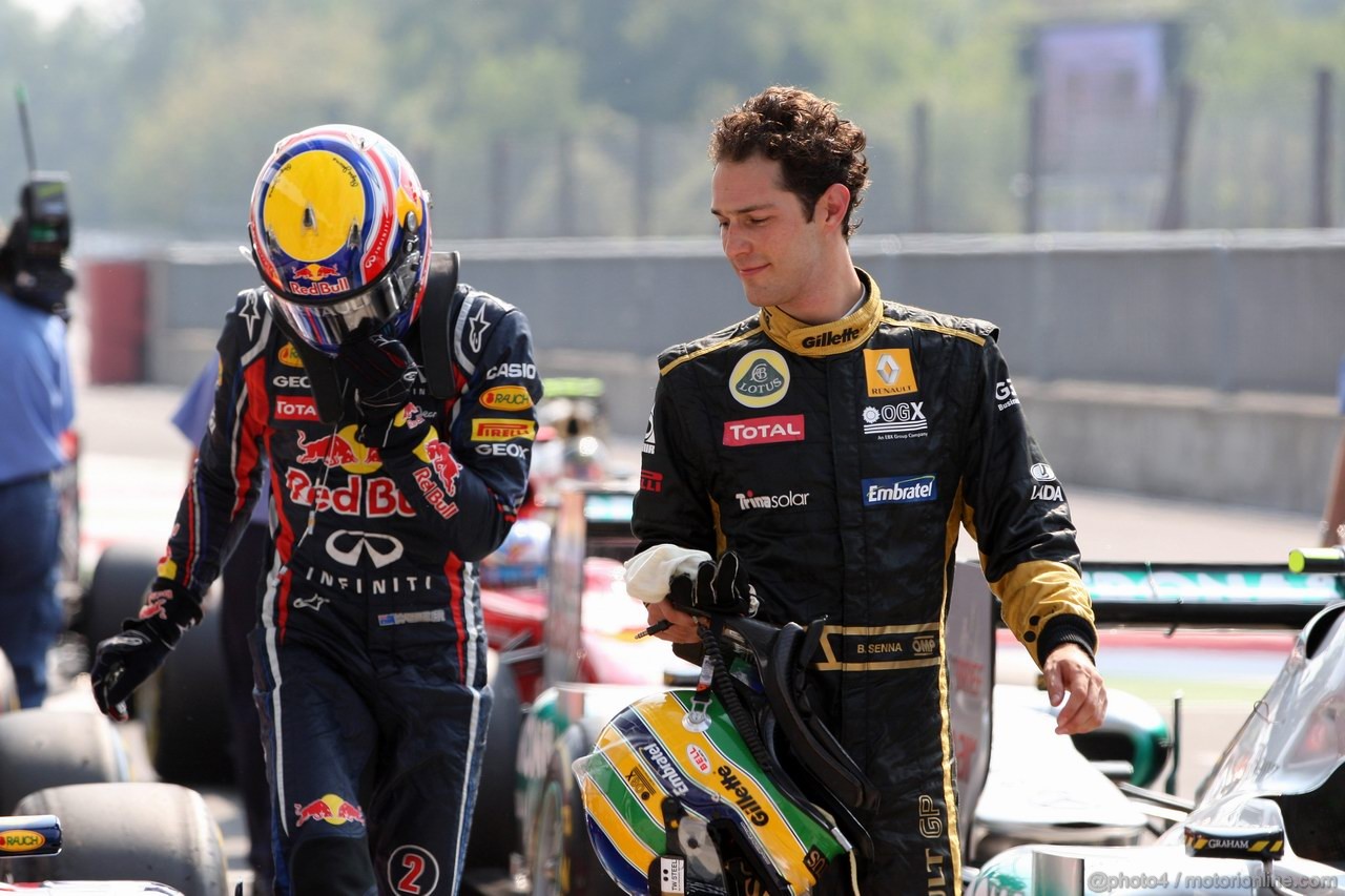 GP ITALIA, 10.09.2011- Qualifiche, Mark Webber (AUS), Red Bull Racing, RB7 e Bruno Senna (BRA), Lotus Renault GP R31 