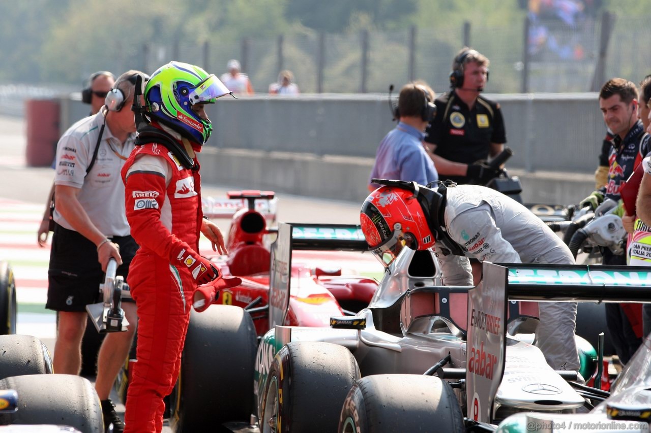GP ITALIA, 10.09.2011- Qualifiche, Felipe Massa (BRA), Ferrari, F-150 Italia e Michael Schumacher (GER), Mercedes GP Petronas F1 Team, MGP W02
