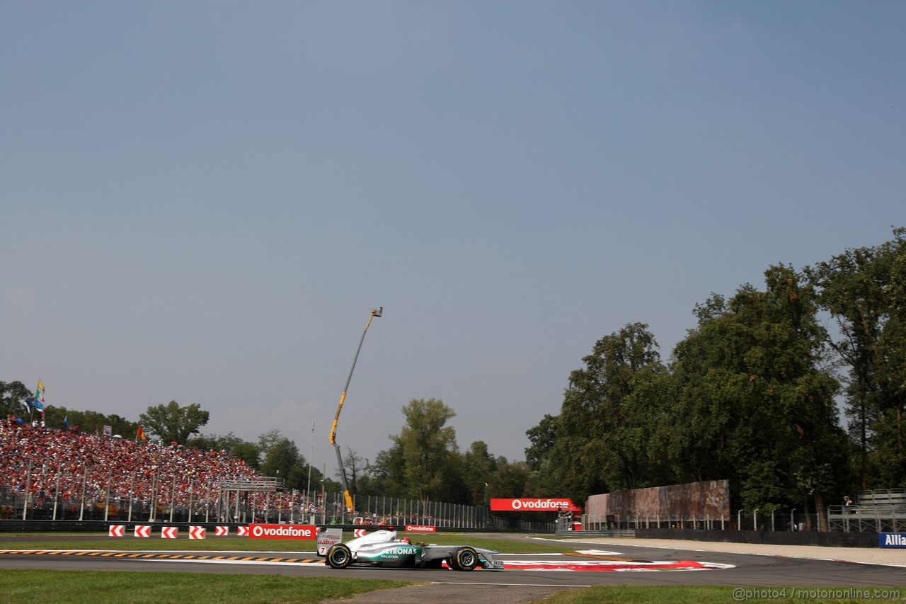 GP ITALIA, 10.09.2011- Qualifiche, Michael Schumacher (GER), Mercedes GP Petronas F1 Team, MGP W02 