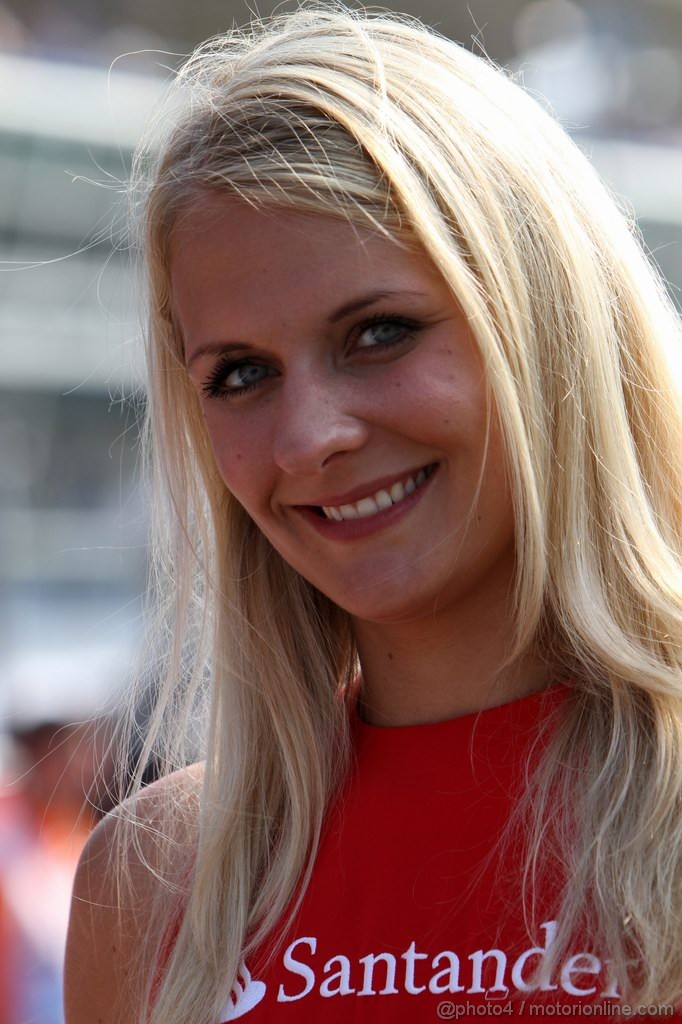 GP ITALIA, 10.09.2011- grid girl, pitbabes