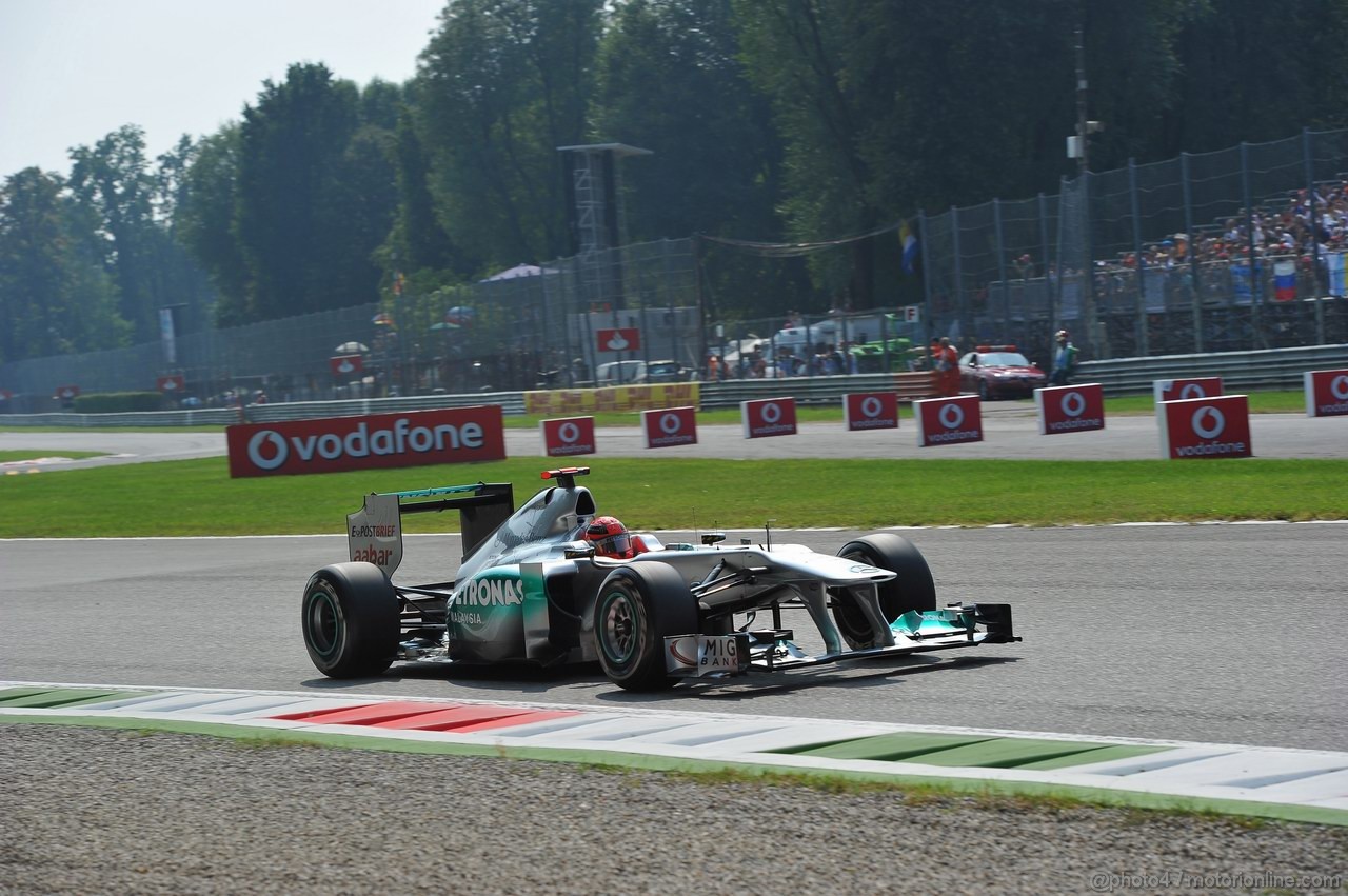GP ITALIA, 10.09.2011- Qualifiche, Michael Schumacher (GER), Mercedes GP Petronas F1 Team, MGP W02