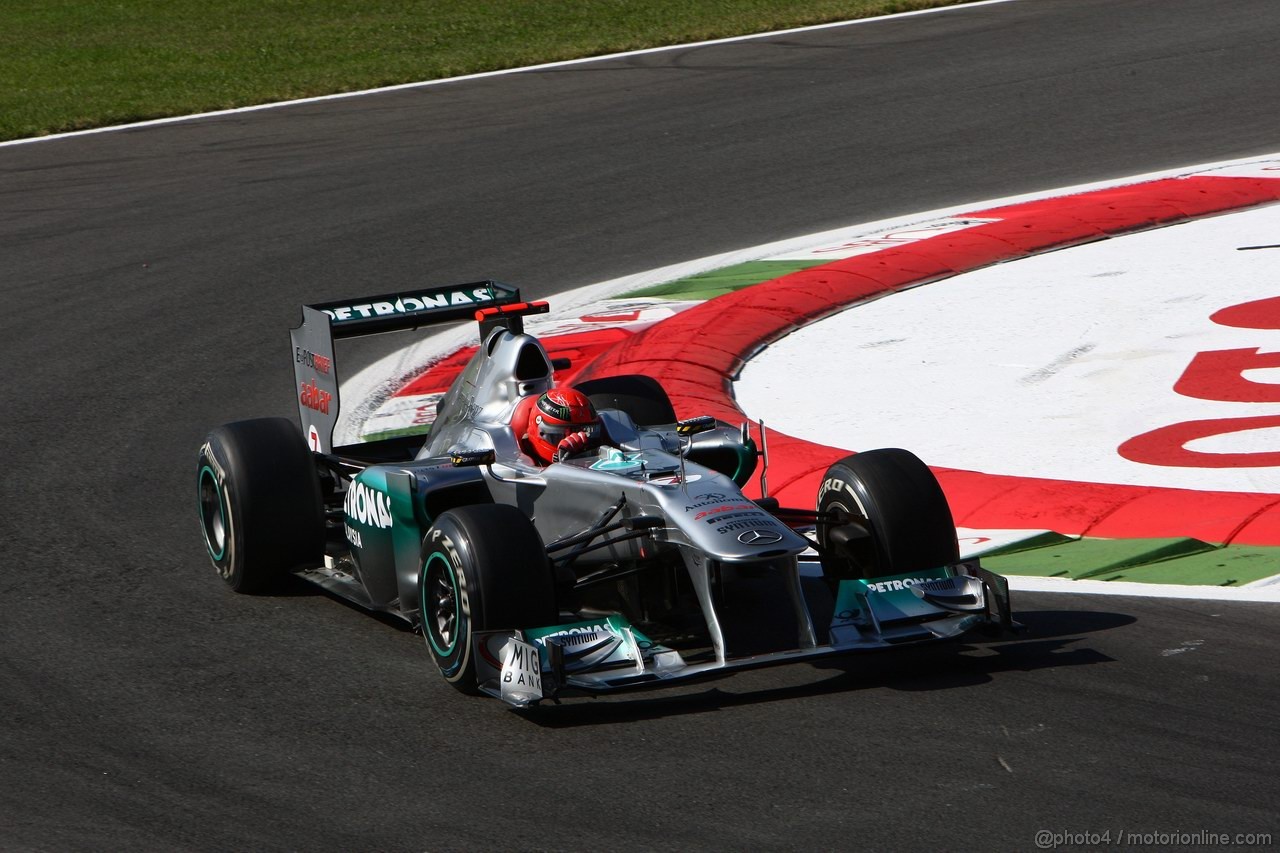 GP ITALIA, 09.09.2011- Prove Libere 1, Venerdi', Michael Schumacher (GER), Mercedes GP Petronas F1 Team, MGP W02 